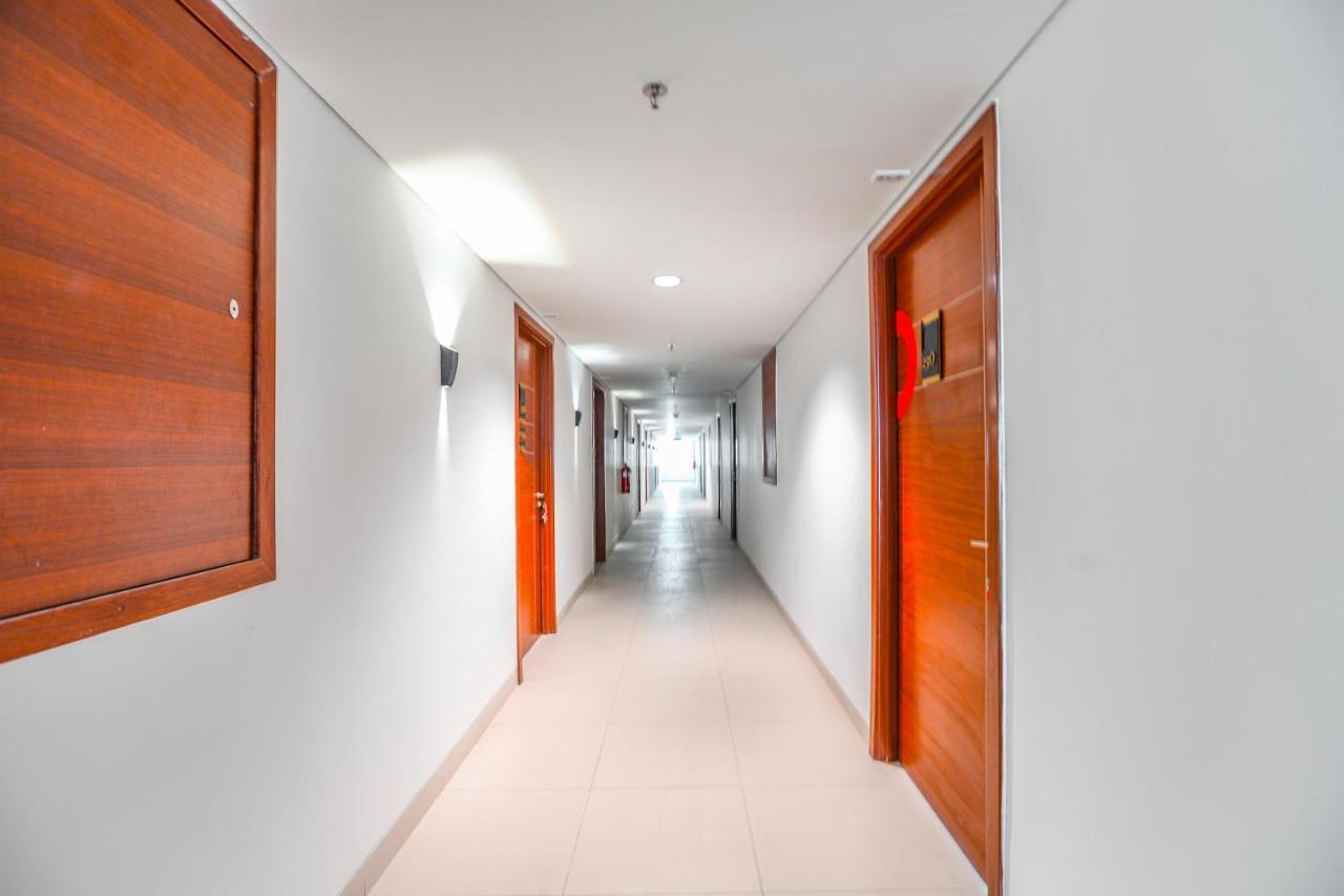Super Oyo Collection O 16 Vittoria Residence Jakarta Exterior foto